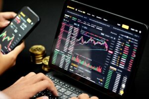 investigação do escândalo envolvendo criptomoedas